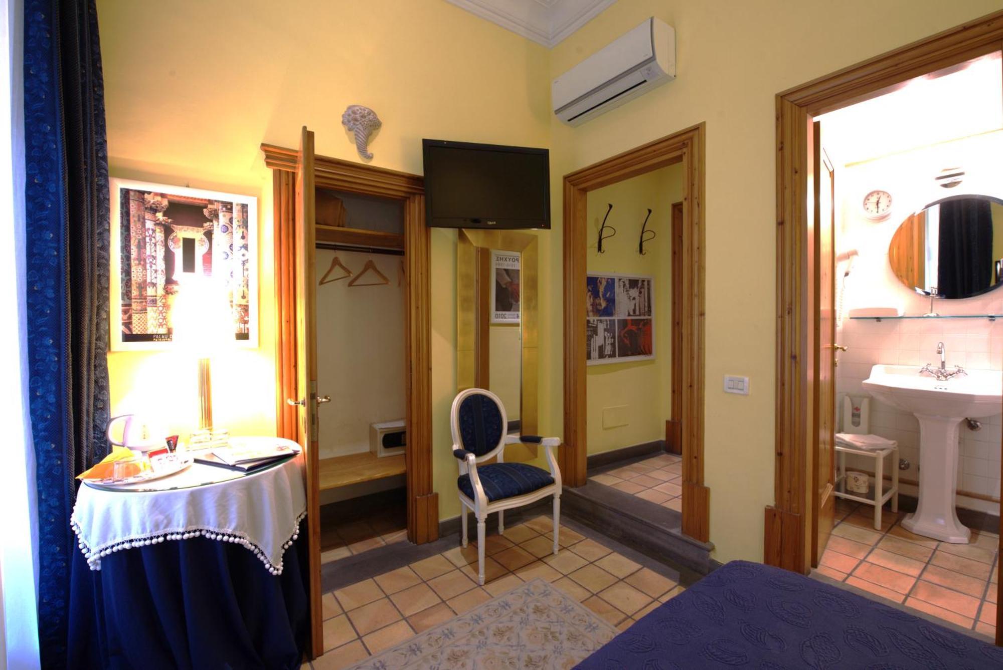 Hotel Locanda Cairoli Roma Exterior foto